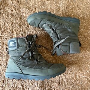 Women’s Sz 6 Khaki Green Sorel Waterproof Lace Up Boots